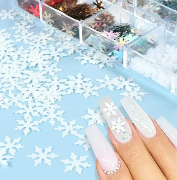 Christmas Manicure Sequin Art
