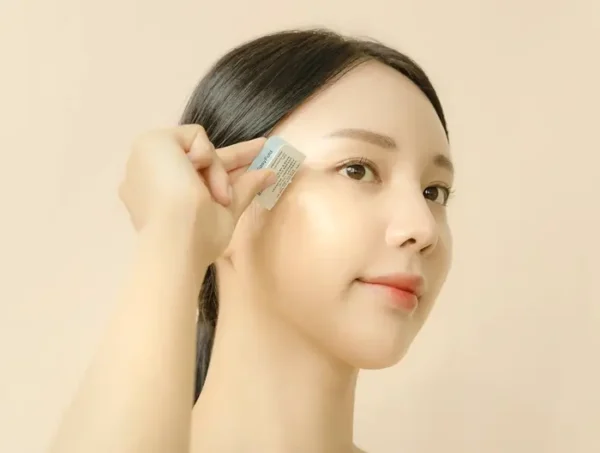 Korean Sunscreen SPF 50 (30-Pack) - Compact Size Sunscreen for Face & Body